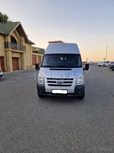 Ford Transit-1