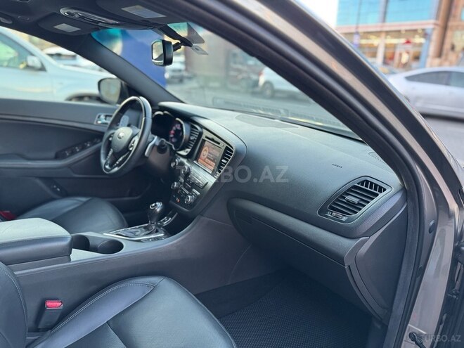 Kia Optima-17