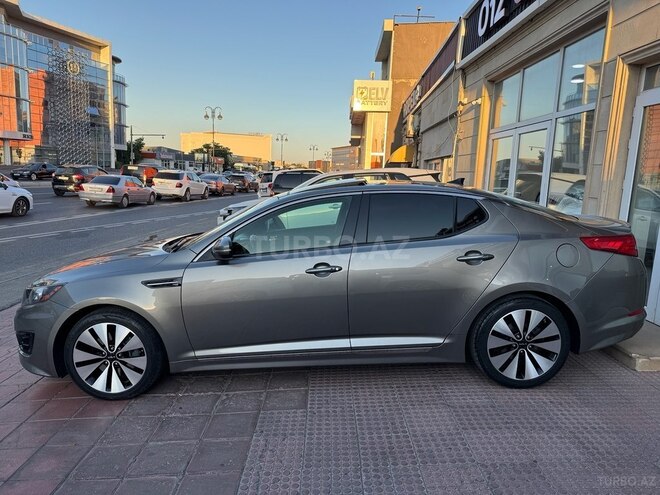 Kia Optima-4