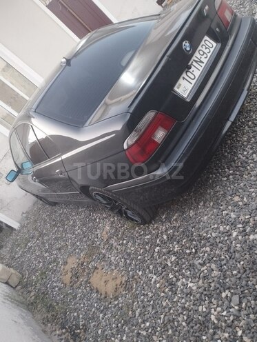 BMW 523-3