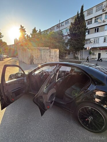 Mercedes E 240-8