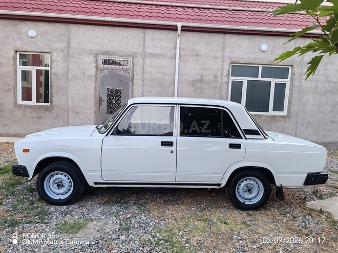 LADA (VAZ) 2107-4