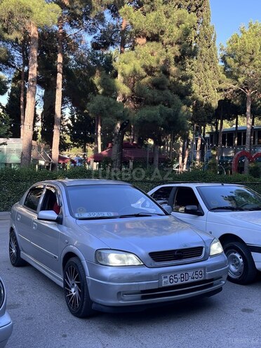 Opel Astra-1