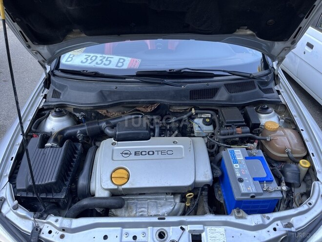 Opel Astra-8