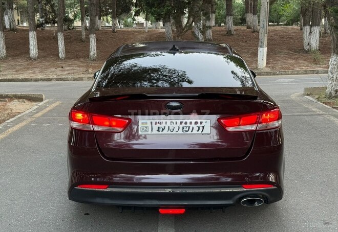 Kia Optima-9