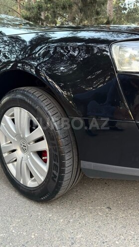 Volkswagen Passat-16
