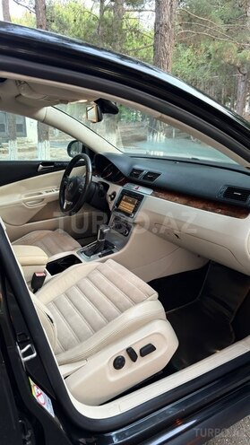 Volkswagen Passat-12