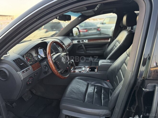 Volkswagen Touareg-9