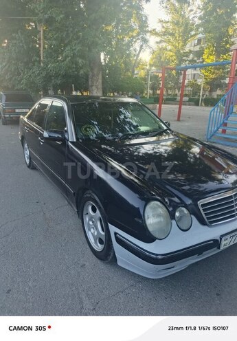 Mercedes E 220-9