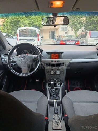 Opel Astra-3