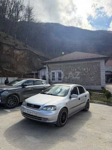 Opel Astra-1