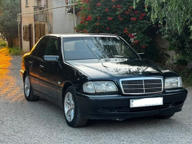 Mercedes C 180-6