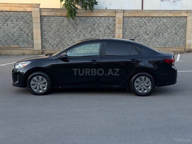Kia Rio-8