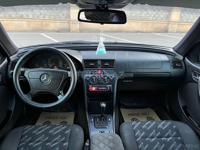 Mercedes C 220-9