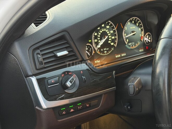 BMW 525-13