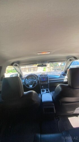 Toyota Camry-7