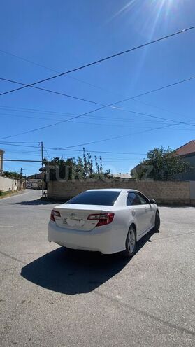 Toyota Camry-6