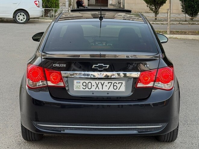Chevrolet Cruze-8