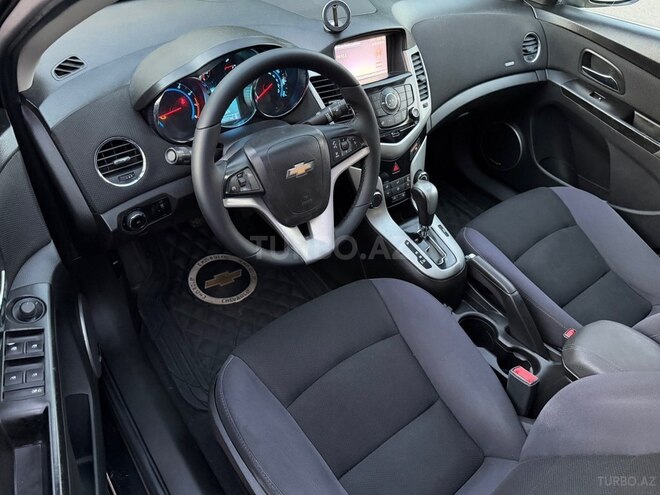 Chevrolet Cruze-9