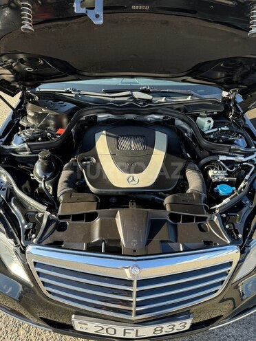 Mercedes E 300-14