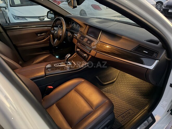 BMW 525-17