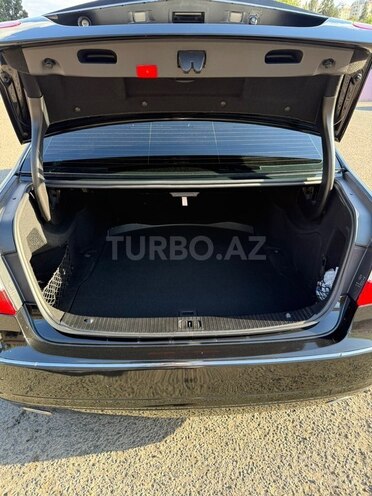 Mercedes E 300-6