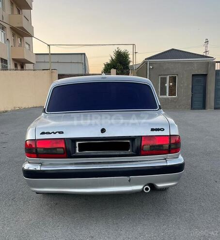 GAZ 3110 "Volga"-4