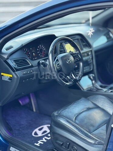 Hyundai Sonata-9