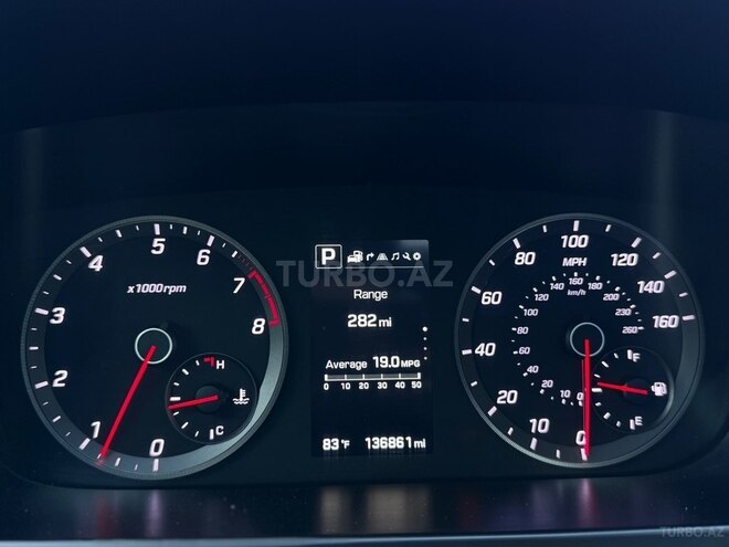 Hyundai Sonata-16