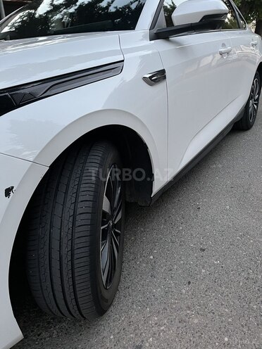 Changan Qiyuan A05-3