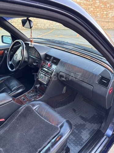 Mercedes C 220-13