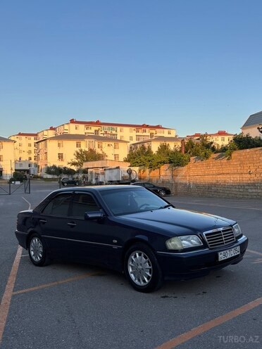 Mercedes C 220-7