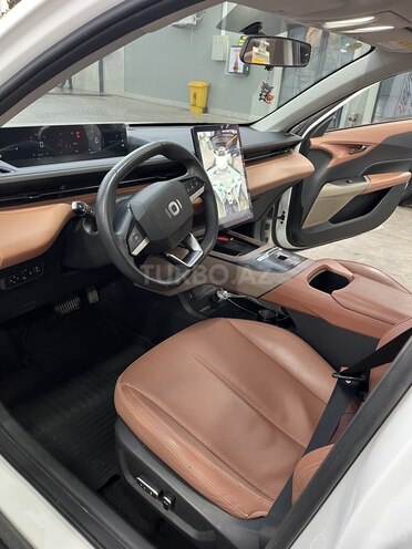 Changan Qiyuan A05-8