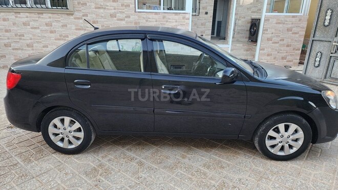Kia Rio-14