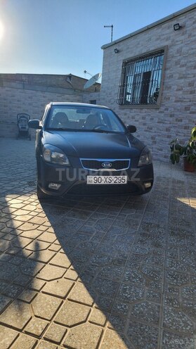 Kia Rio-1