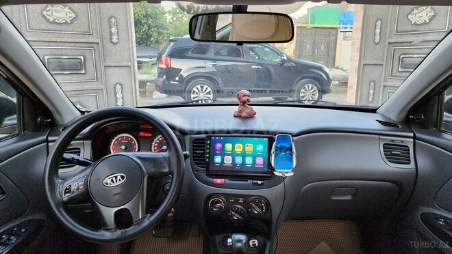 Kia Rio-16