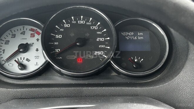 Renault Megane-8