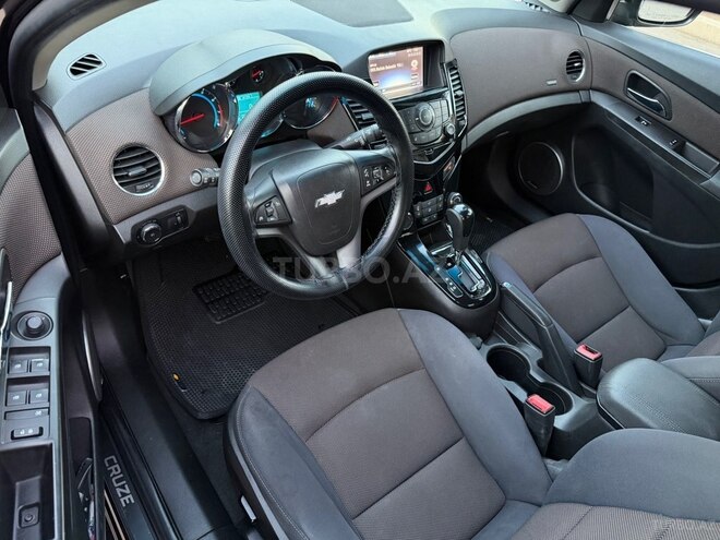 Chevrolet Cruze-8