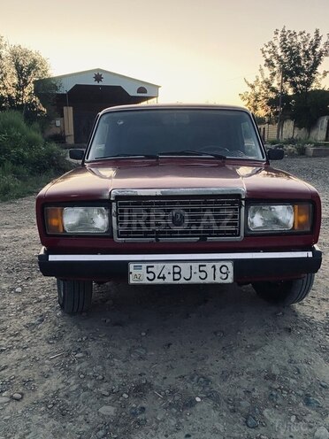 LADA (VAZ) 2107-2