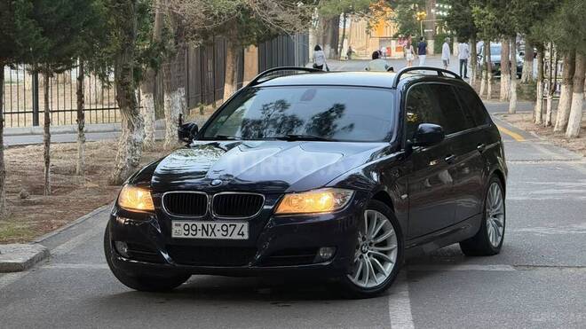 BMW 320-1