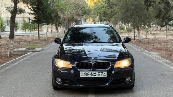 BMW 320-2