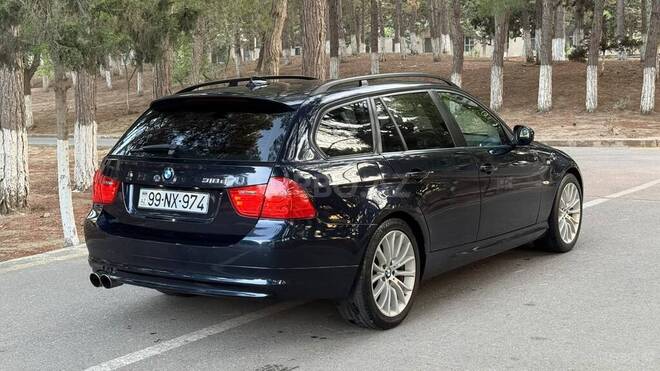 BMW 320-11