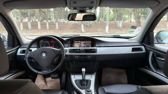 BMW 320-9