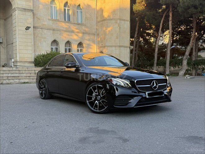 Mercedes E 300-9