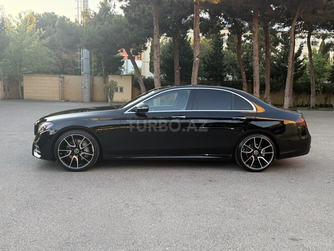 Mercedes E 300-12