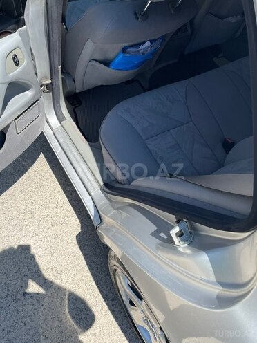 Mercedes E 230-17