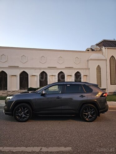 Toyota RAV4-3
