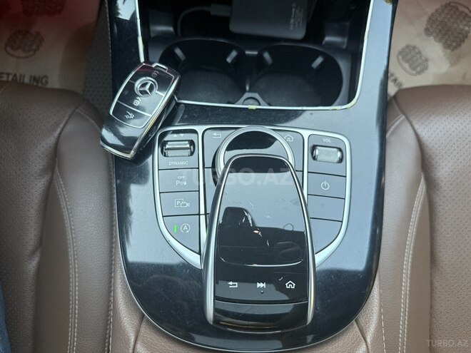 Mercedes E 300-18