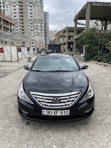 Hyundai Sonata-1