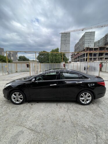 Hyundai Sonata-3